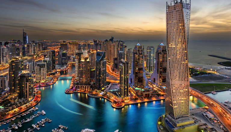 Top Vereinigte Arabische Emirate-Deal: Sunday Hotel Holiday International Dubai in Dubaiab 5548€